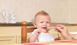 娱乐吃瓜酱小孩吃药,揭秘小孩吃药背后的故事